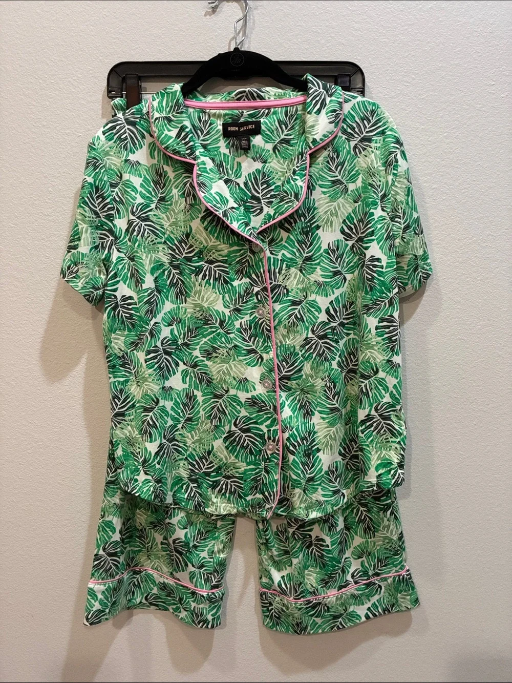 Tropical Green Leaf Short-Sleeve Kids Pajama Set with Pink Trim